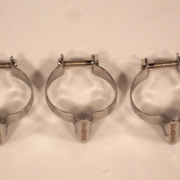 PRECINTO METALICO FINO CROMADO 1" 3 PCS. DISPLAY
